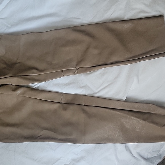 H&M Pants - Picture 4 of 13